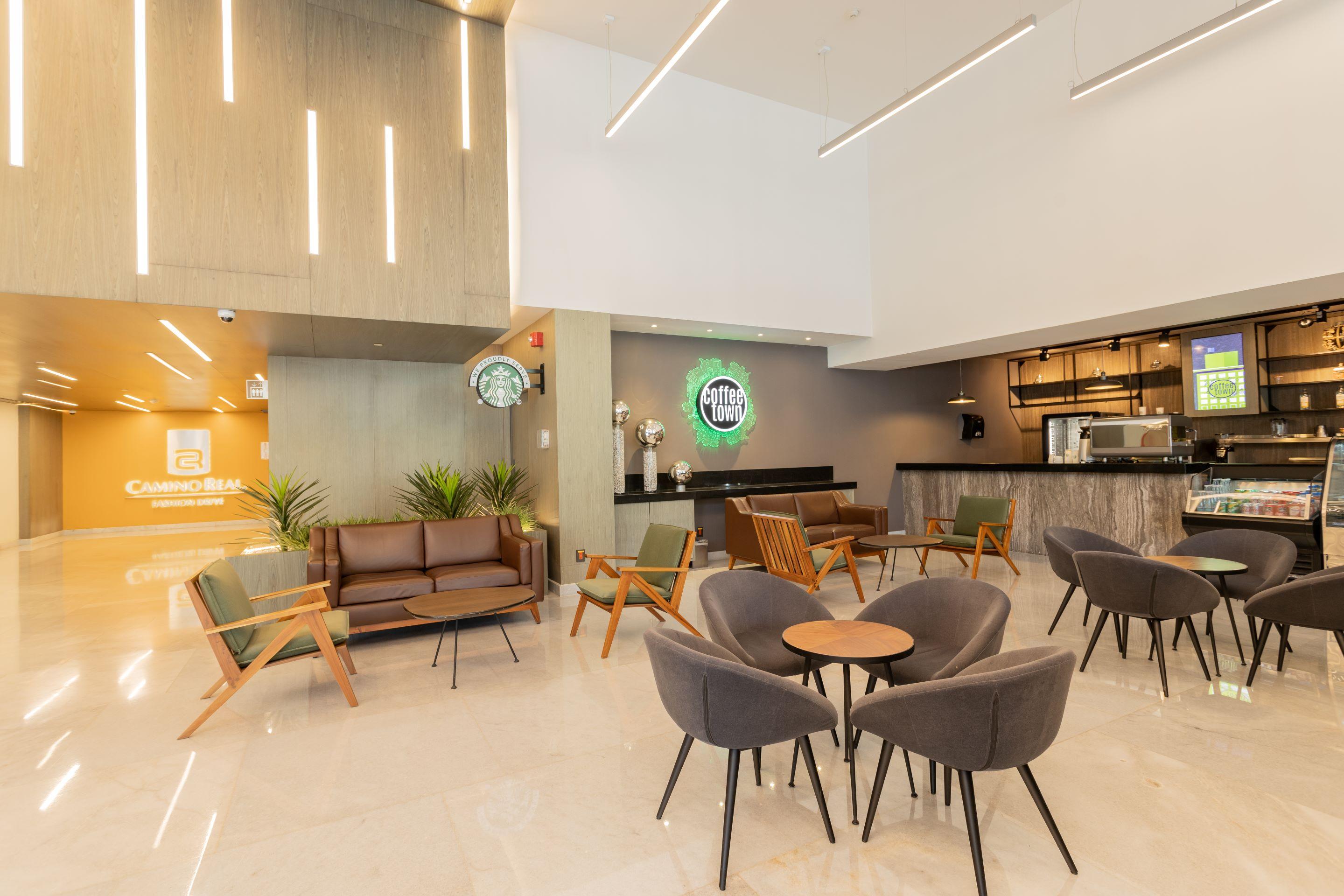 Camino Real Fashion Drive Monterrey Hotel San Pedro Garza Garcia Екстериор снимка The lounge at the airport.
