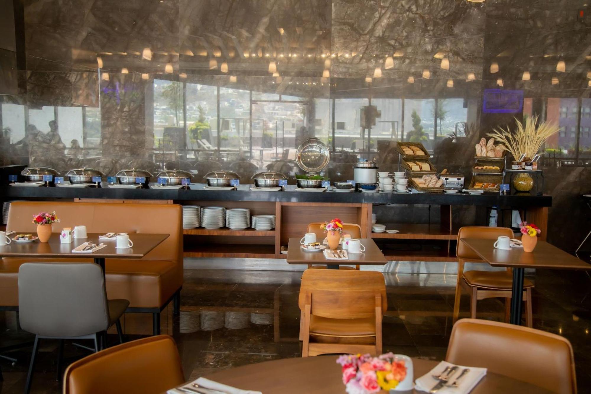 Camino Real Fashion Drive Monterrey Hotel San Pedro Garza Garcia Екстериор снимка The restaurant